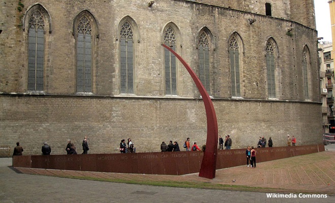 Monument_al_Fossar_de_les_Moreres