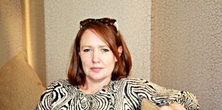 Entrevista a Paula Hawkins ”vaig pensar que si aquesta novel·la fracassava, hauria de trobar una feina per poder sobreviure”