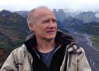 Entrevista a Jordi de Manuel ‘les editorials independents tenen una cura artesanal en totes les etapes de l’edició d’un llibre”