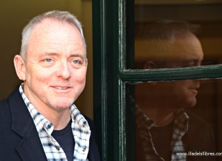 Dennis Lehane ‘no posaria a Donald Trump en les meves novel·les perquè ningú es creuria un personatge així’