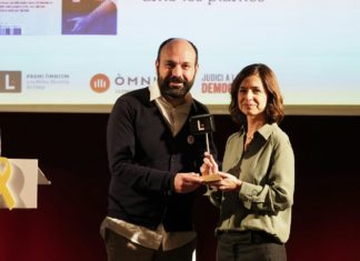 ‘Aprendre a parlar amb les plantes’ de Marta Orriols guanya el Premi Òmnium Millor Novel·la de l’Any