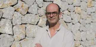 Sebastià Alzamora “Cada vegada que algú em comenta que ha llegit un llibre meu em sembla una cosa extraordinària”