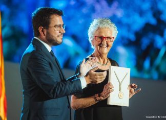 Roser Capdevila rep la Medalla d’Honor de la Generalitat