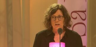 Antònia Carré-Pons guanya el Premi Òmnium a la millor novel·la de l’any 2025 amb La gran família