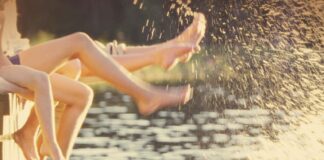 “Érem tan joves”: la memòria, el pas del temps i les fotografies que només existeixen en les paraules de Sílvia Soler