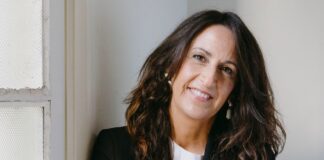 Maria Oruña torna al thriller amb una intriga que explora els secrets més foscos del món de l’art